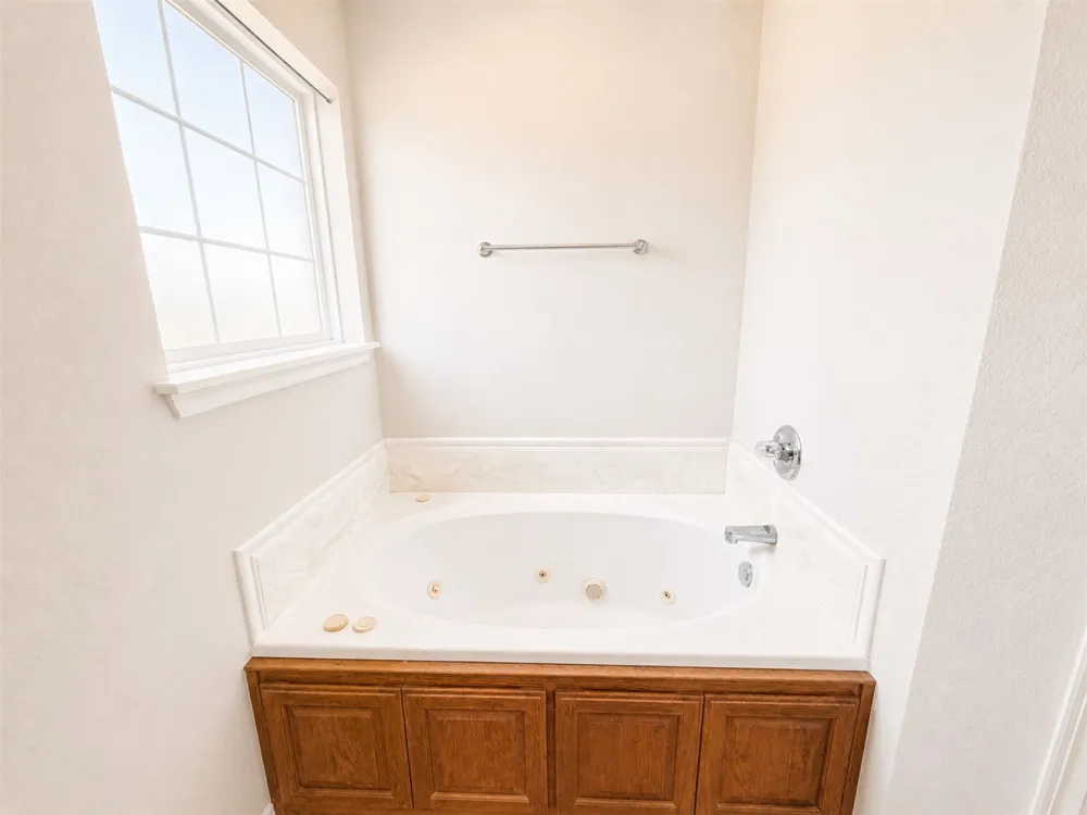 12141 108th EastAvenue Collinsville, OK 74021