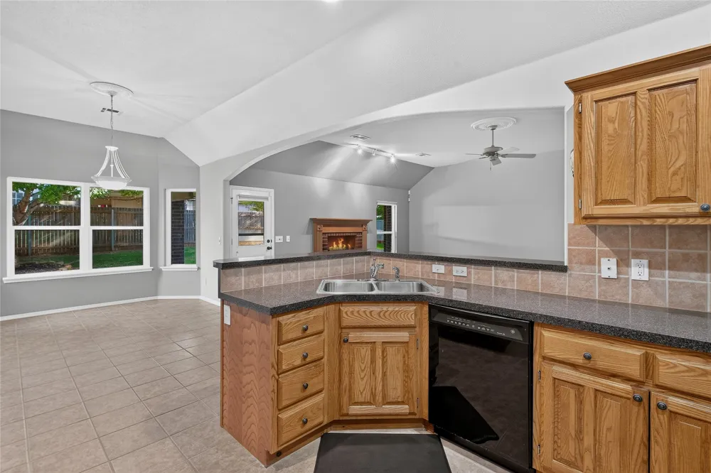 10221 E 113th Street S Bixby, OK 74008