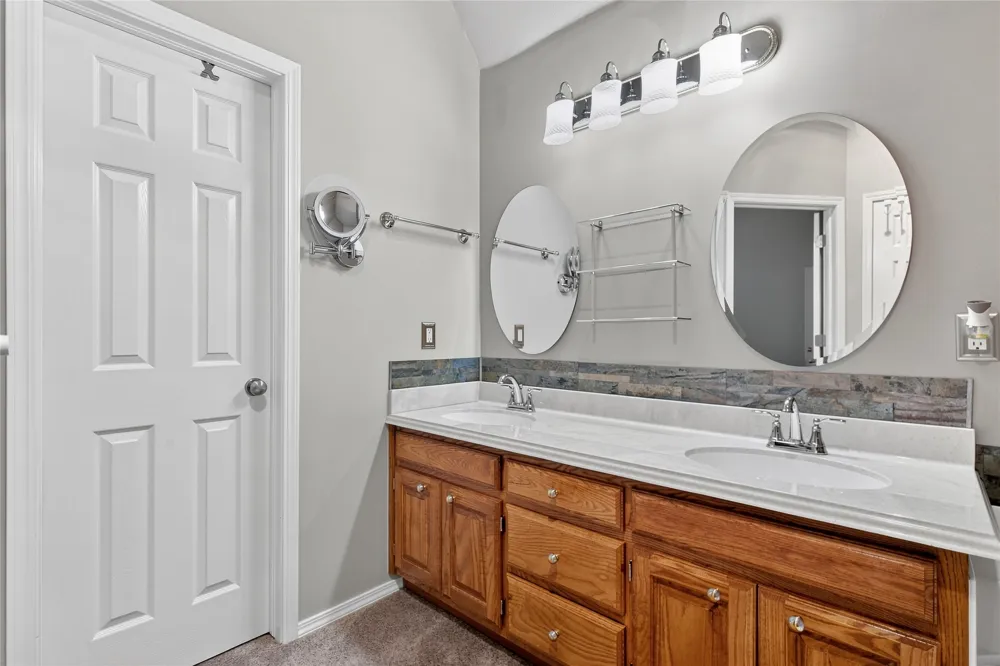 10221 E 113th Street S Bixby, OK 74008