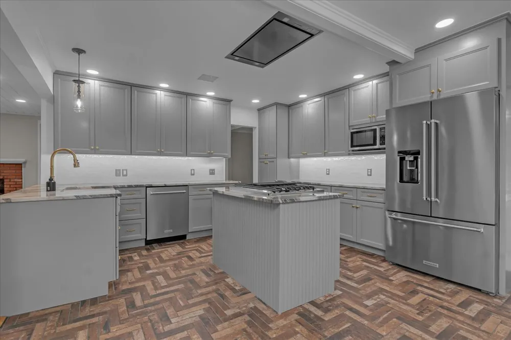 1535 E 36th Place Tulsa, OK 74105