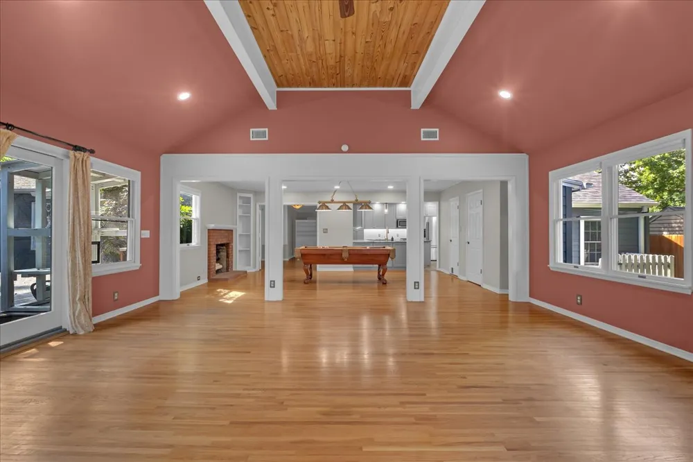 1535 E 36th Place Tulsa, OK 74105