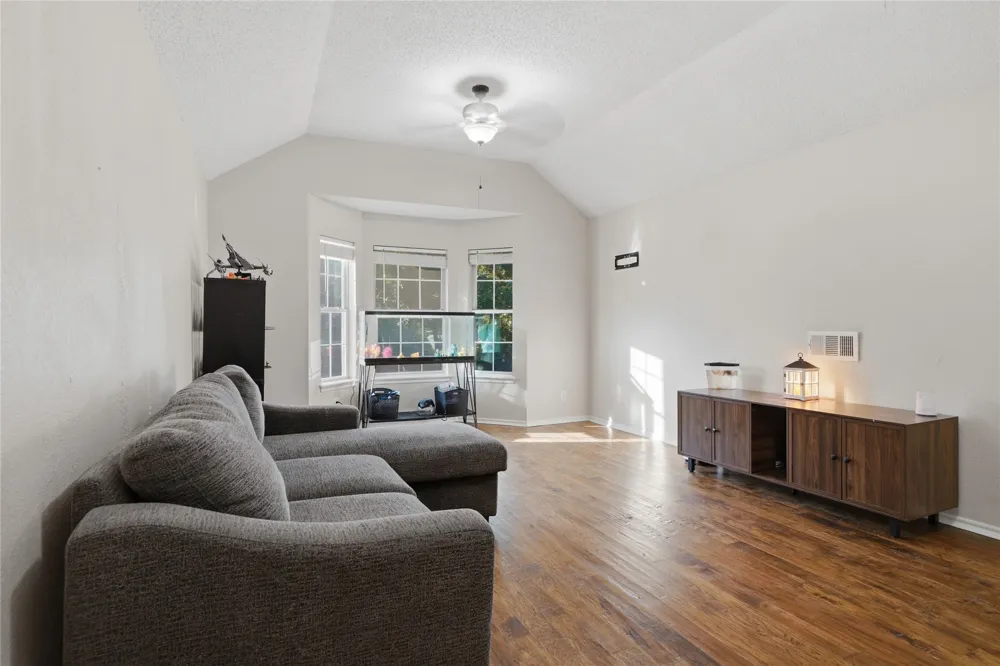 3714 S 71st West Avenue Tulsa, OK 74107
