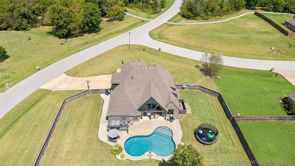 1914 E 172nd Street S Mounds, OK 74047