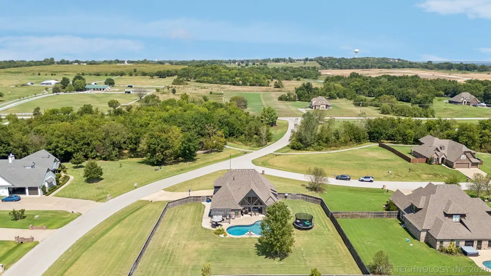 1914 E 172nd Street S Mounds, OK 74047