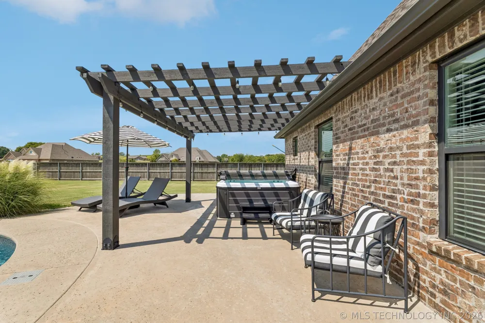 1914 E 172nd Street S Mounds, OK 74047