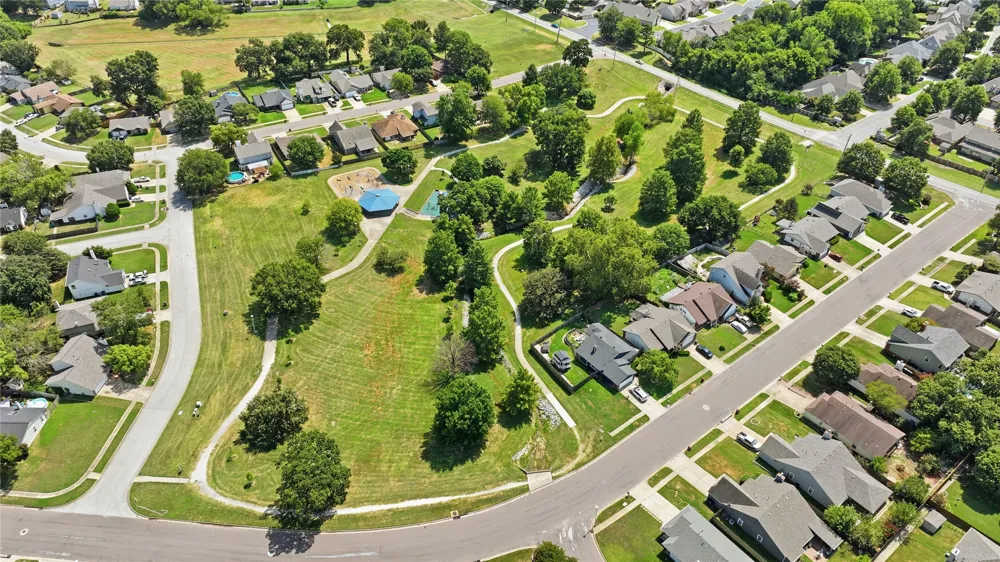 8910 E 100th Place Tulsa, OK 74133