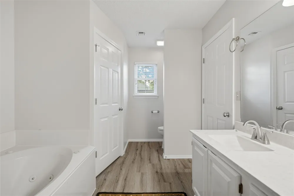 8910 E 100th Place Tulsa, OK 74133