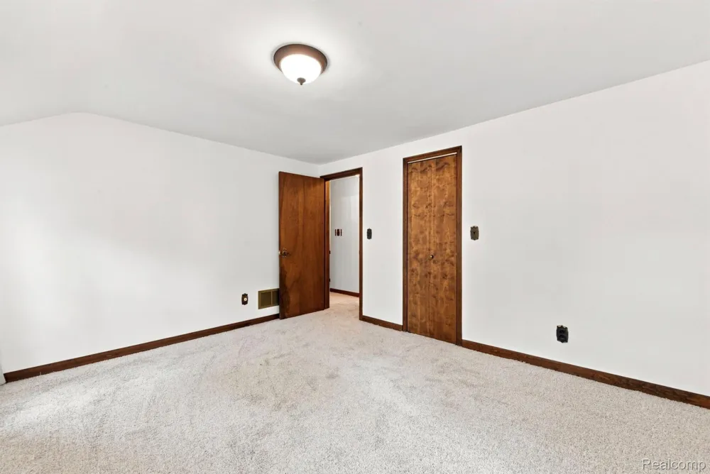 13200 Mercier Street Southgate City, MI 48195