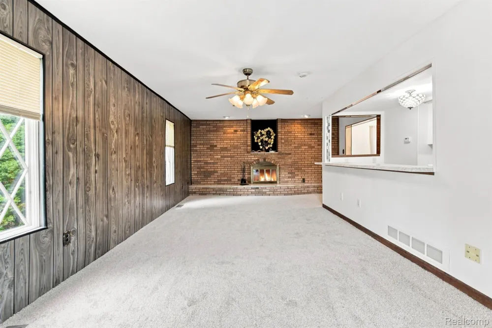 13200 Mercier Street Southgate City, MI 48195