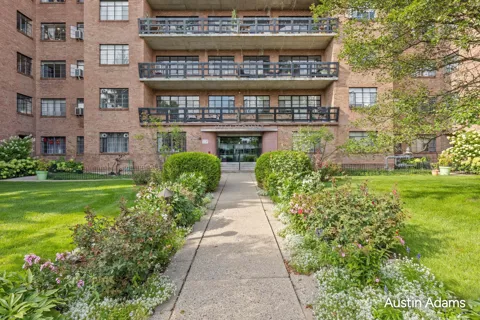 505 Cherry Street SE #404