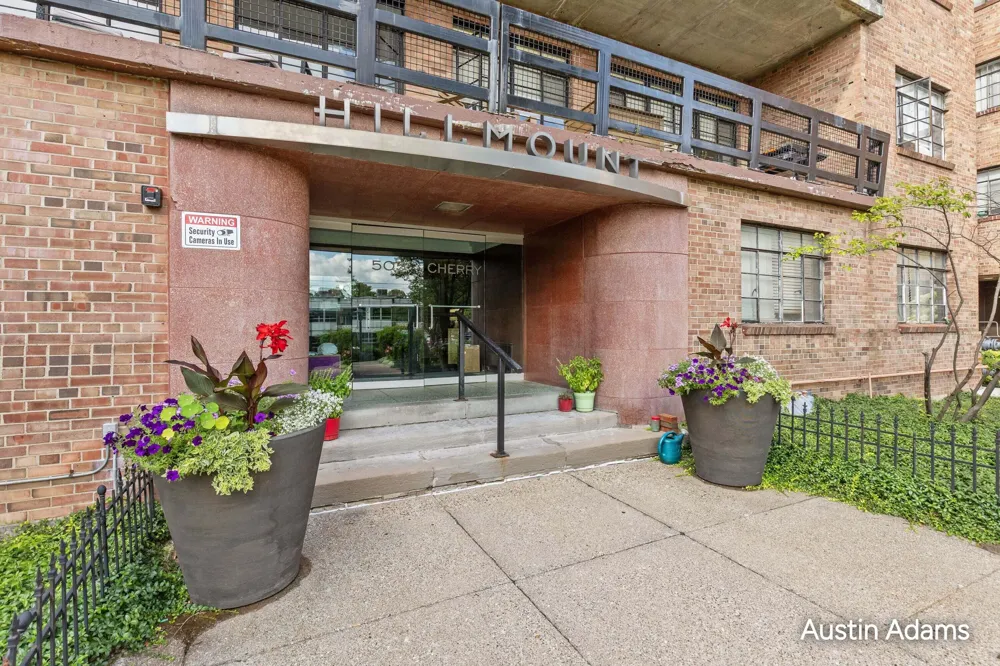 505 Cherry Street SE #404 Grand Rapids, MI 49503