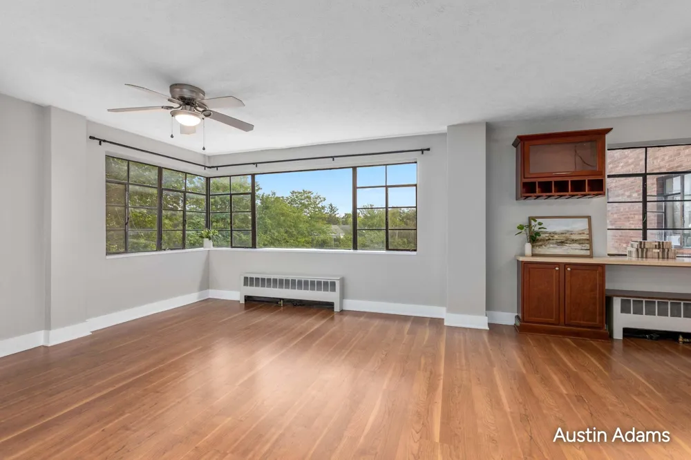 505 Cherry Street SE #404 Grand Rapids, MI 49503
