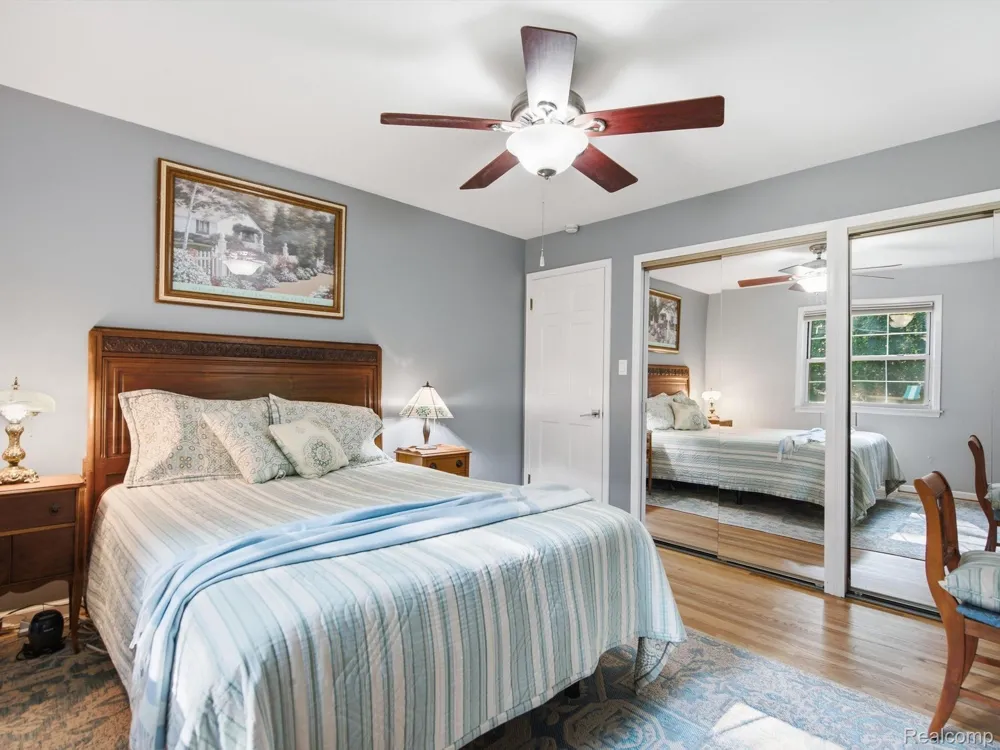 2314 Ostrum Drive Waterford Charter Township, MI 48328