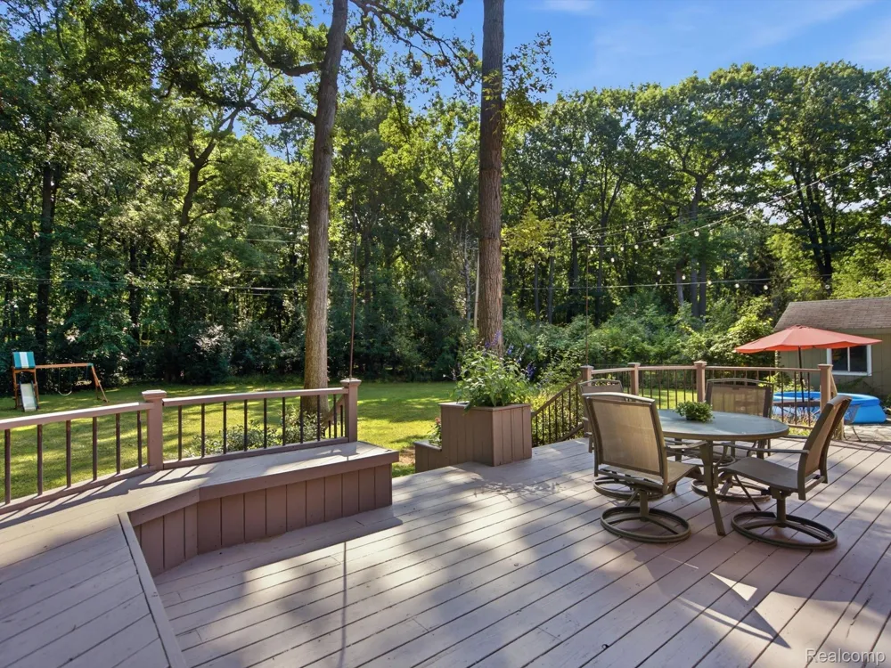 2314 Ostrum Drive Waterford Charter Township, MI 48328