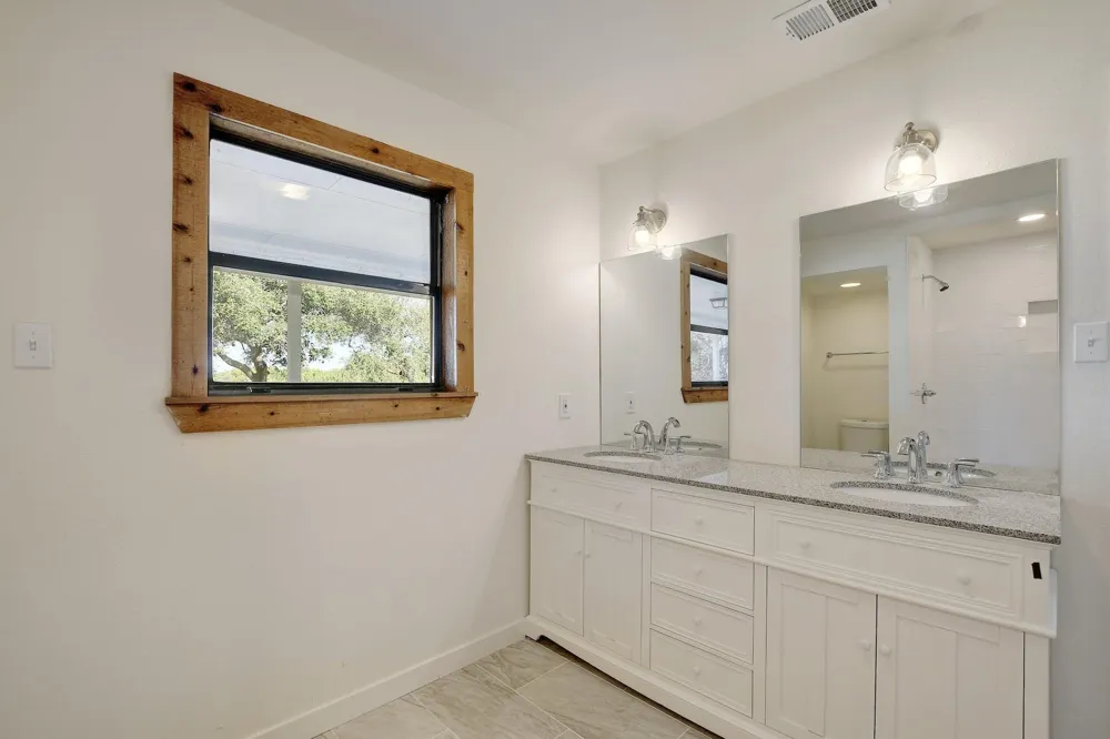 501 Myers Creek Road Dripping Springs, TX 78620