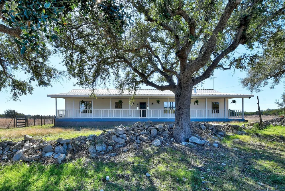 501 Myers Creek Road Dripping Springs, TX 78620