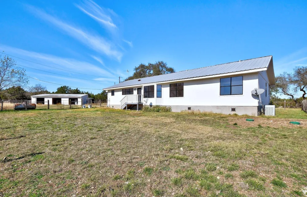 501 Myers Creek Road Dripping Springs, TX 78620