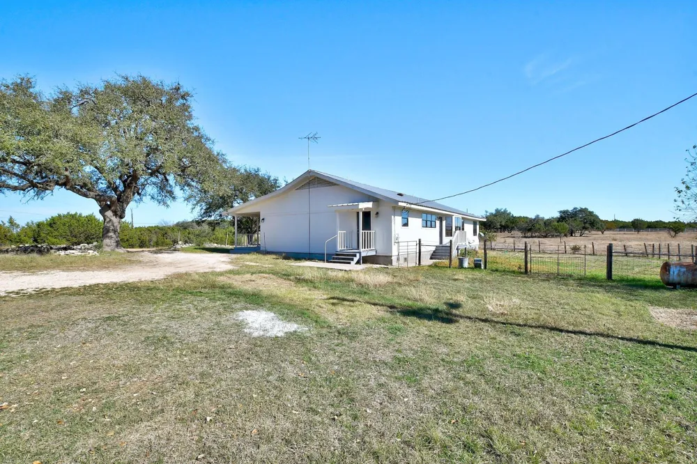 501 Myers Creek Road Dripping Springs, TX 78620