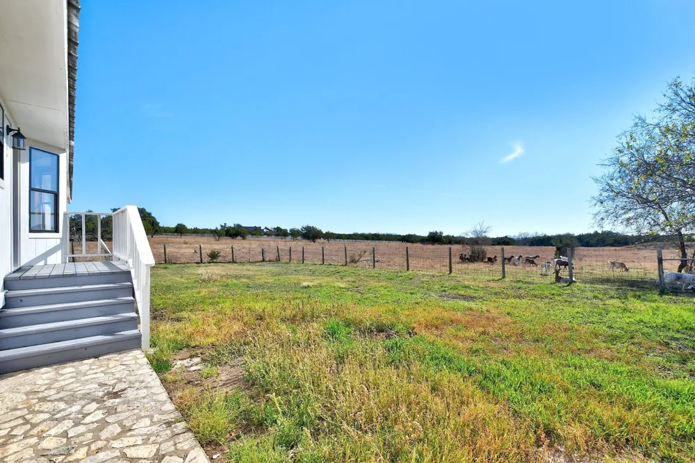 501 Myers Creek Road Dripping Springs, TX 78620