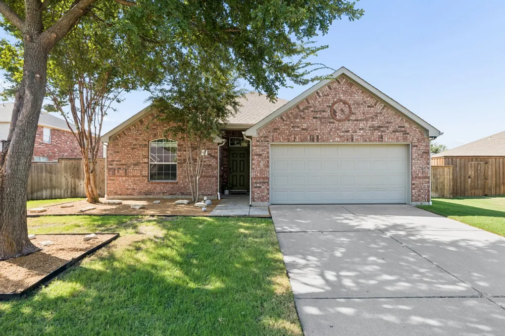 3704 Redwood Circle Melissa, TX 75454