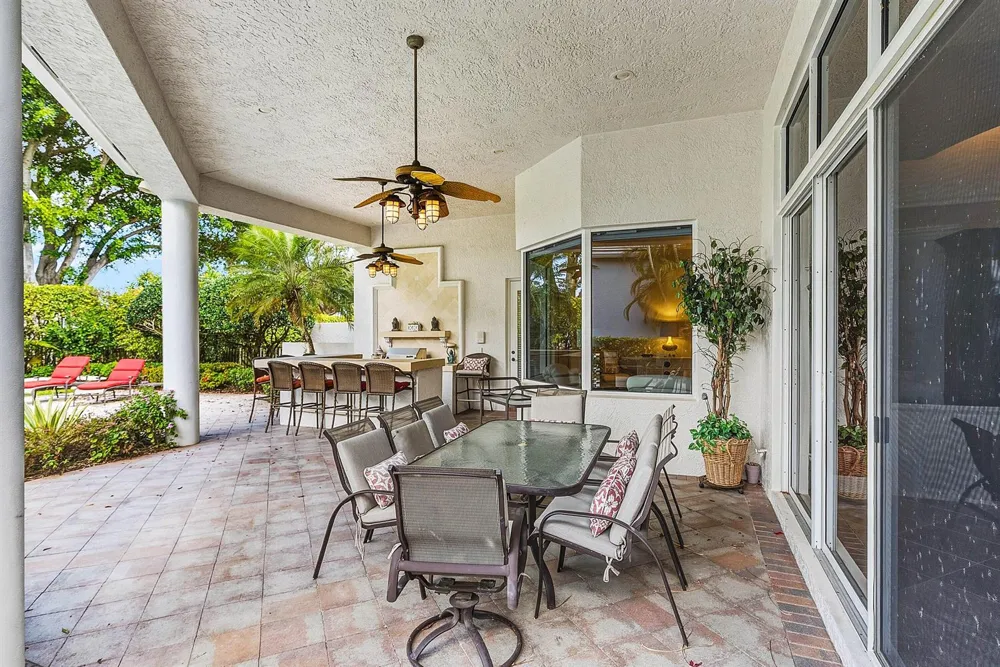 114 Vintage Isle Lane Palm Beach Gardens, FL 33418