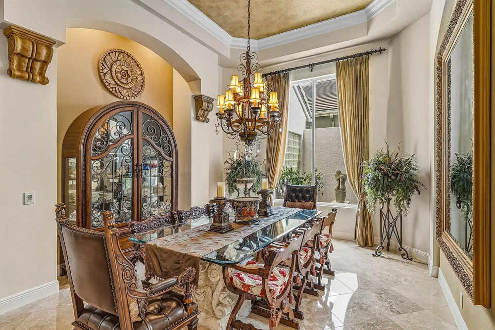 114 Vintage Isle Lane Palm Beach Gardens, FL 33418