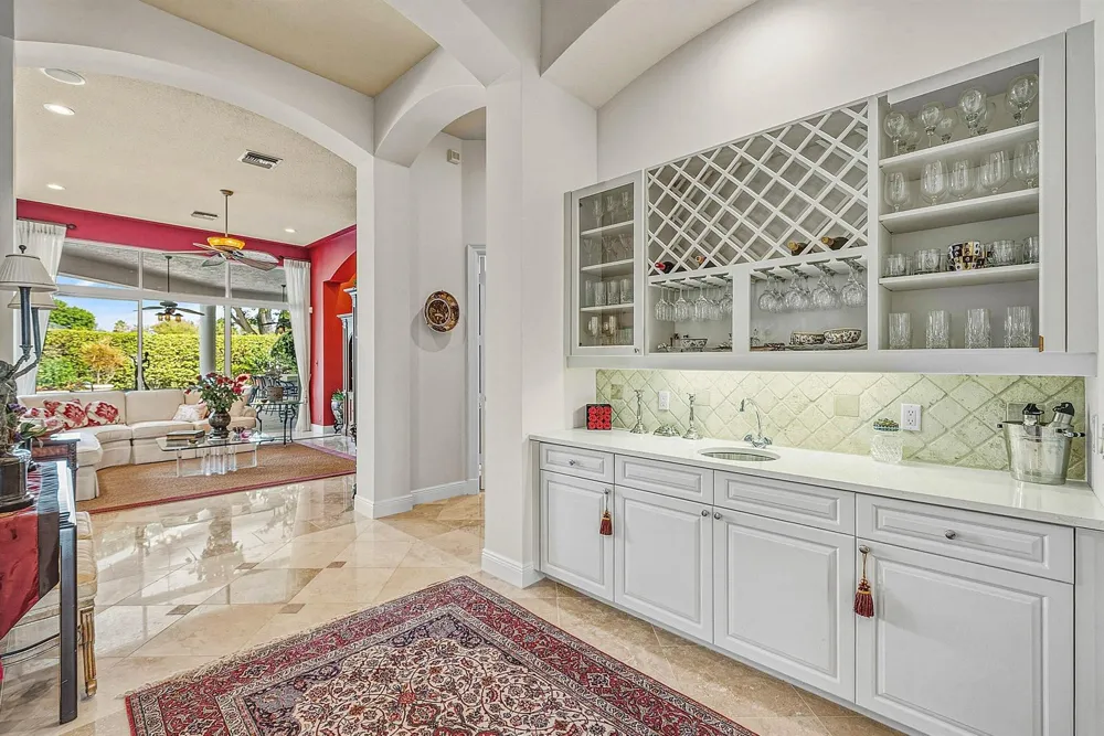 114 Vintage Isle Lane Palm Beach Gardens, FL 33418