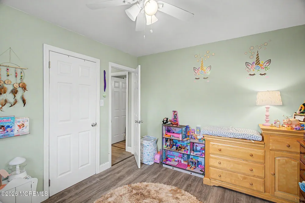 18 Fresno Street Barnegat, NJ 08005