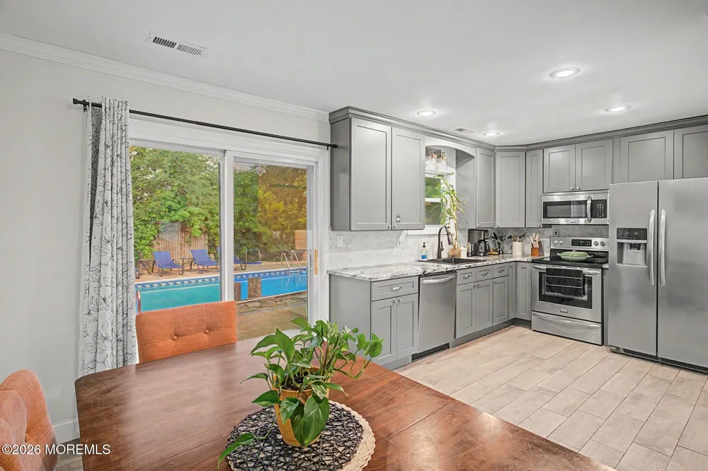 18 Fresno Street Barnegat, NJ 08005