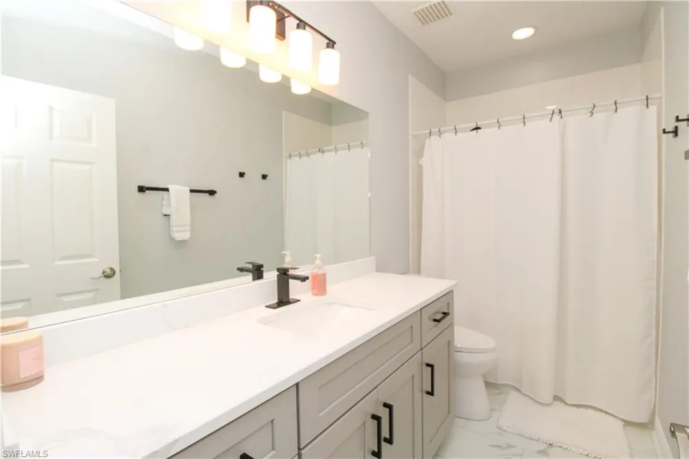 635 Mardel Court #204 Naples, FL 34104