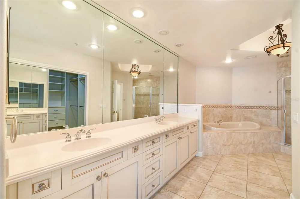8749 THE ESPLANADE #24 Orlando, FL 32836