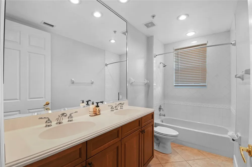 8749 THE ESPLANADE #24 Orlando, FL 32836
