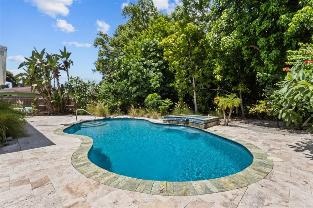 3536 JAFFA DRIVE Sarasota, FL 34239