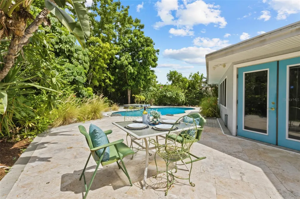 3536 JAFFA DRIVE Sarasota, FL 34239