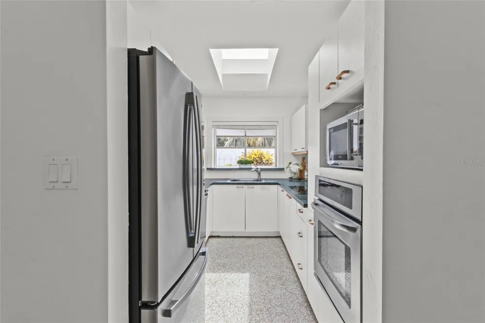 3536 JAFFA DRIVE Sarasota, FL 34239