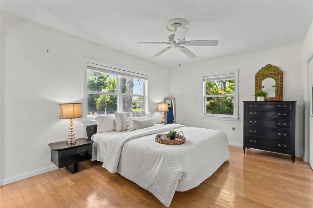 3536 JAFFA DRIVE Sarasota, FL 34239