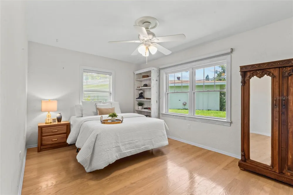 3536 JAFFA DRIVE Sarasota, FL 34239
