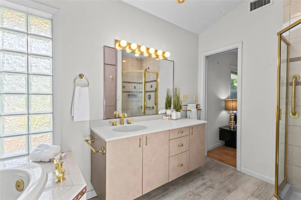 3536 JAFFA DRIVE Sarasota, FL 34239
