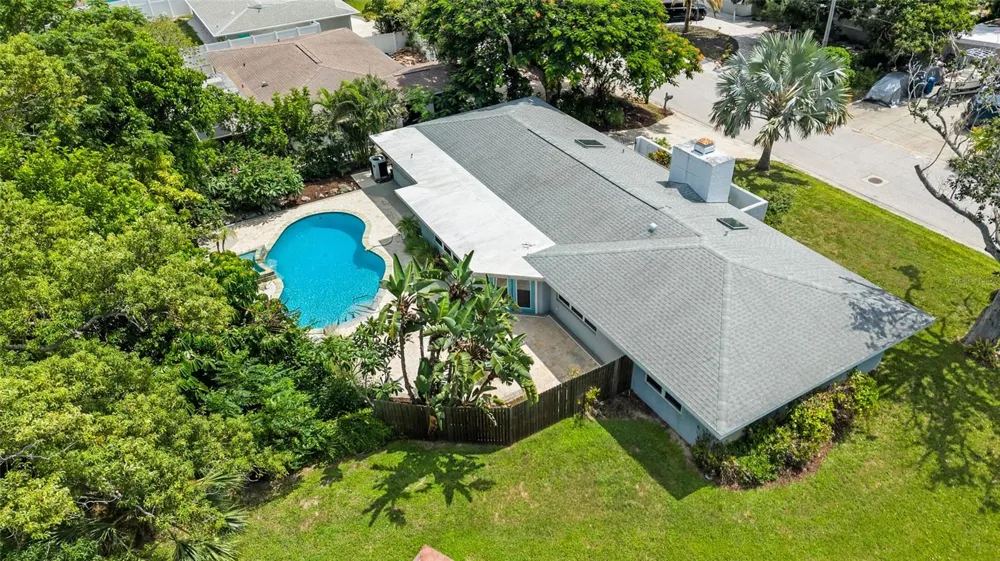 3536 JAFFA DRIVE Sarasota, FL 34239