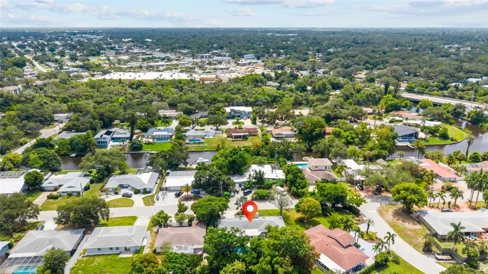 3536 JAFFA DRIVE Sarasota, FL 34239