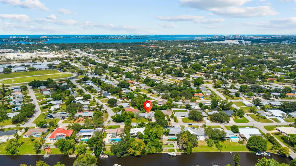 3536 JAFFA DRIVE Sarasota, FL 34239