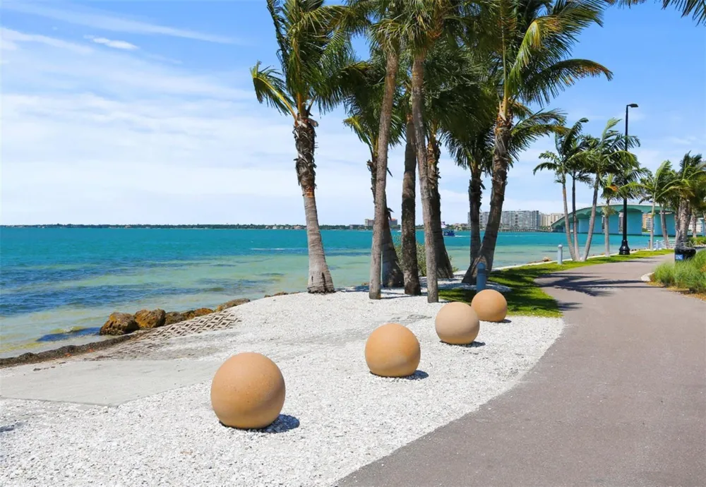 3536 JAFFA DRIVE Sarasota, FL 34239