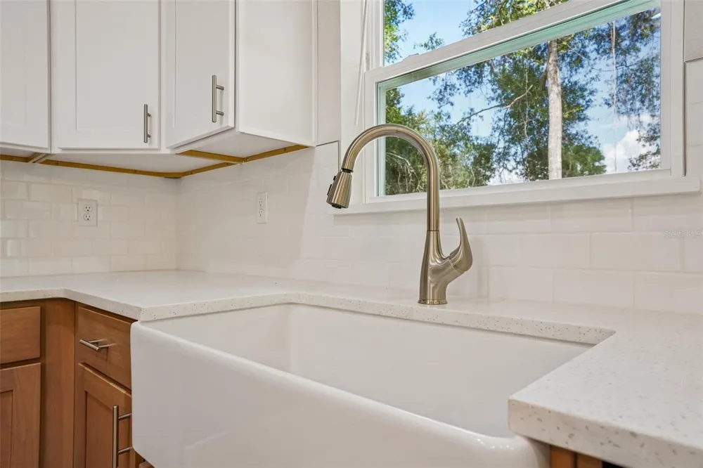 1194 W VIRGINIS DRIVE Citrus Springs, FL 34434
