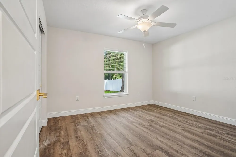 1194 W VIRGINIS DRIVE Citrus Springs, FL 34434