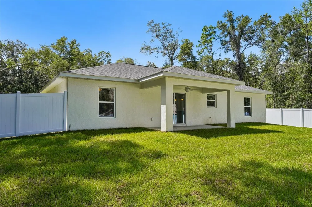 1194 W VIRGINIS DRIVE Citrus Springs, FL 34434