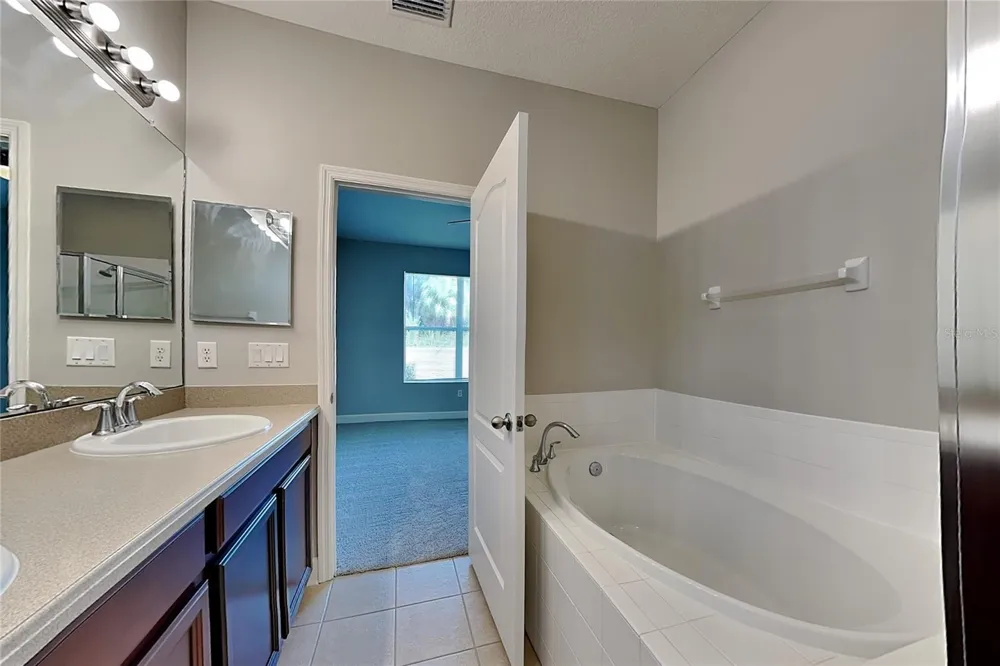 Address Not Shown Ruskin, FL 33570