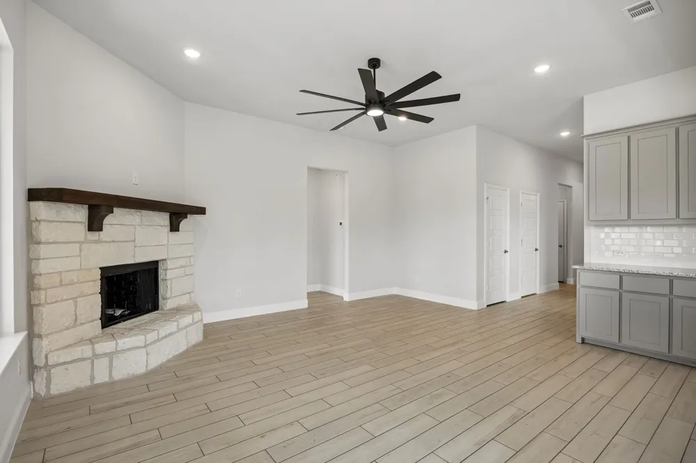 2430 Cross Timbers Drive Lowry Crossing, TX 75069
