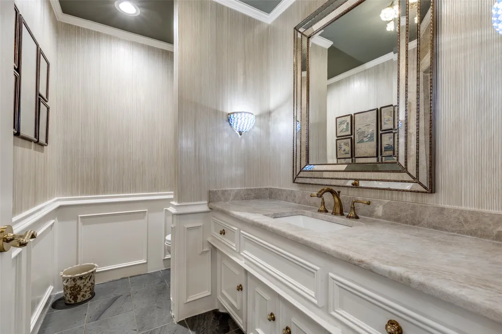 17316 Club Hill Lane Dallas, TX 75248