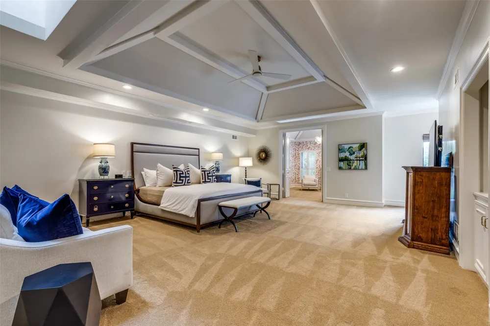 17316 Club Hill Lane Dallas, TX 75248
