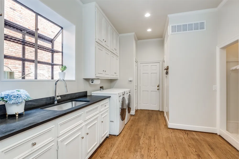 17316 Club Hill Lane Dallas, TX 75248